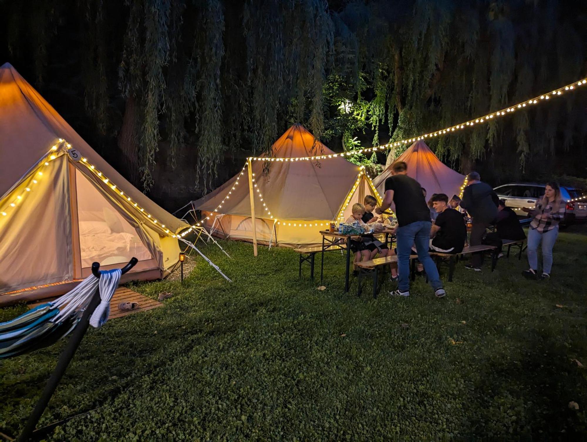 Camping Llavorsí Екстериор снимка